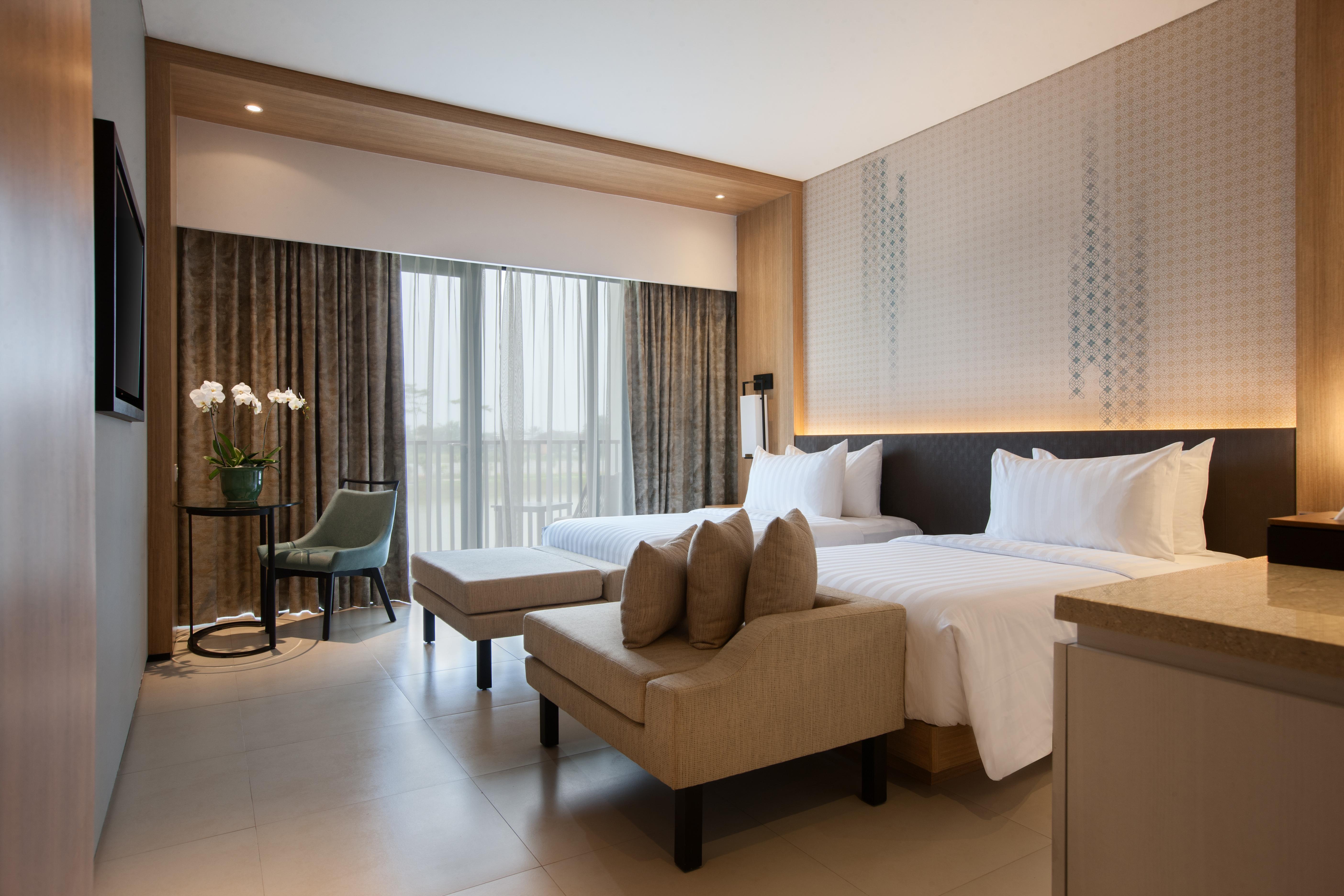 Hotel Santika Premiere Bandara Палембанг Екстериор снимка